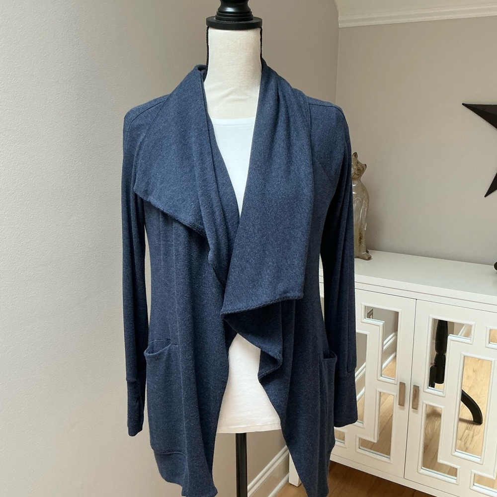 Athleta Navy Open Front Wrap Size XXS
